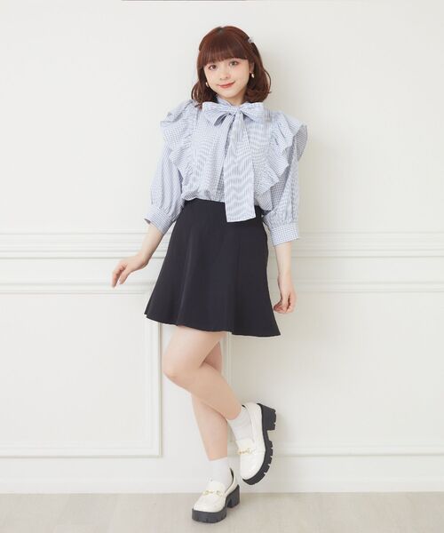 ems excite（エムズエキサイト）の「ロゴ刺繍ボウタイBL（シャツ/ブラウス・レディース・ブルー/ブルー系その他/ホワイト・FREE）」の19枚目の写真