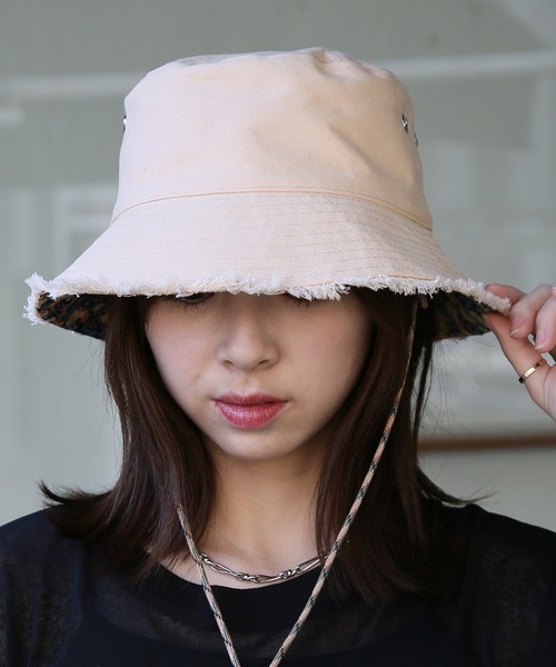 Casselini(キャセリーニ)の「【Casselini】リバーシブルバケット 224-110710(ハット・レディース・アイボリー/ブラウン/ブラック・FREE)」の1枚目の写真