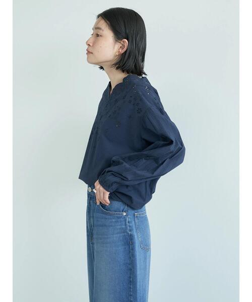 AMERICAN HOLIC(アメリカンホリック)の「アイレット刺繍スカラップブラウス(シャツ/ブラウス・レディース・ネイビー/グリーン/オフホワイト・FREE)」の22枚目の写真
