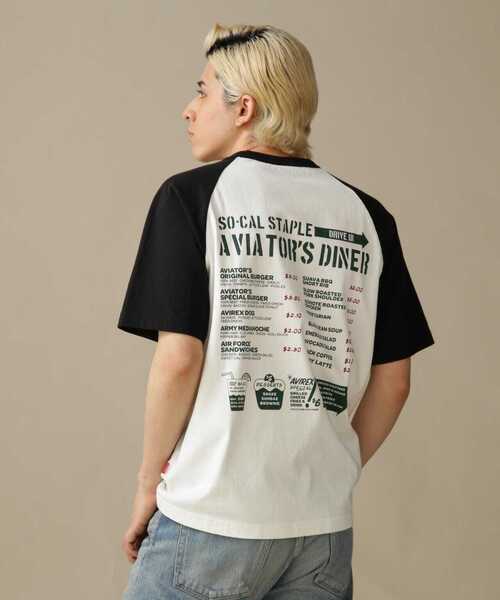 AVIREX（アヴィレックス）の「ウェストコースト メニューデザイン 半袖 ラグラン Tシャツ / WESTCOAST MENU DESIGN RAGLAN T-SHIRT /  アヴィレックス / AVIREXＷＥＳＴ　ＣＯＡＳＴ　ＳＳ　ＢＢ　ＴＥＥ　ＭＥＮＵ（Tシャツ/カットソー・メンズ・ブラック/ネイビー/ゴールド・M/L/2XL/XL）」の21枚目の写真