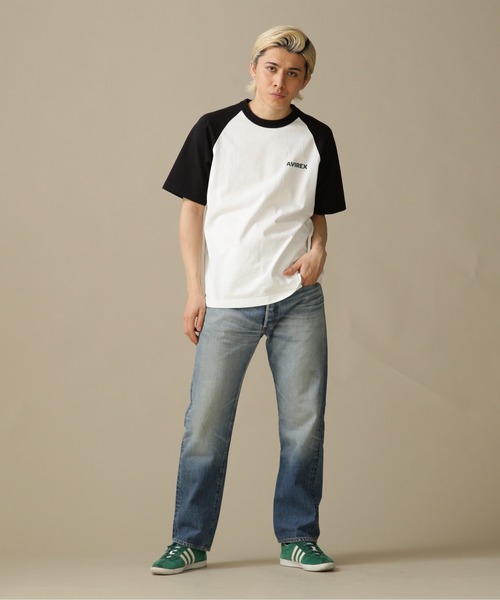 AVIREX（アヴィレックス）の「ウェストコースト メニューデザイン 半袖 ラグラン Tシャツ / WESTCOAST MENU DESIGN RAGLAN T-SHIRT /  アヴィレックス / AVIREXＷＥＳＴ　ＣＯＡＳＴ　ＳＳ　ＢＢ　ＴＥＥ　ＭＥＮＵ（Tシャツ/カットソー・メンズ・ブラック/ネイビー/ゴールド・M/L/2XL/XL）」の6枚目の写真