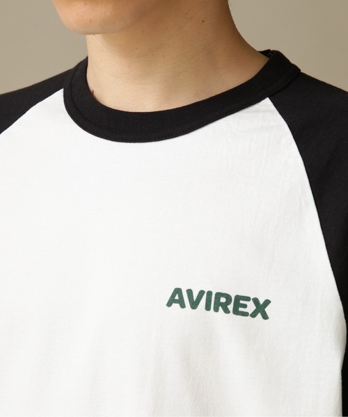 AVIREX（アヴィレックス）の「ウェストコースト メニューデザイン 半袖 ラグラン Tシャツ / WESTCOAST MENU DESIGN RAGLAN T-SHIRT /  アヴィレックス / AVIREXＷＥＳＴ　ＣＯＡＳＴ　ＳＳ　ＢＢ　ＴＥＥ　ＭＥＮＵ（Tシャツ/カットソー・メンズ・ブラック/ネイビー/ゴールド・M/L/2XL/XL）」の16枚目の写真