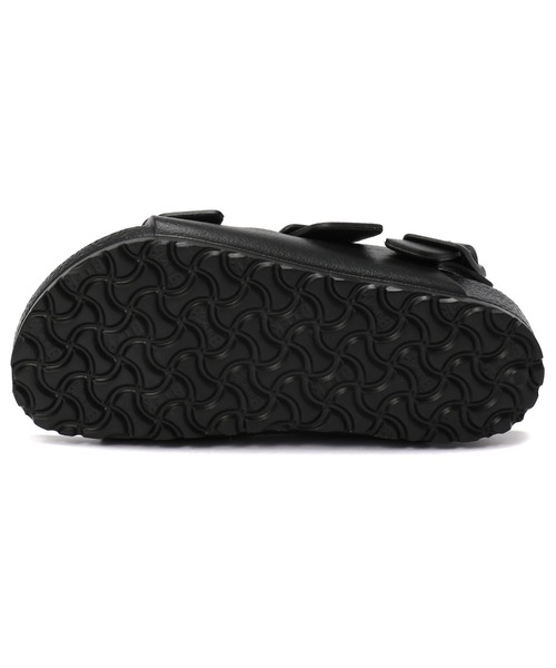 BIRKENSTOCK(ビルケンシュトック)の「MILANO/ミラノ EVA ブラック (KIDS)(サンダル・キッズ・ブラック・32/30/31/24/25/26/27/28/29)」の4枚目の写真