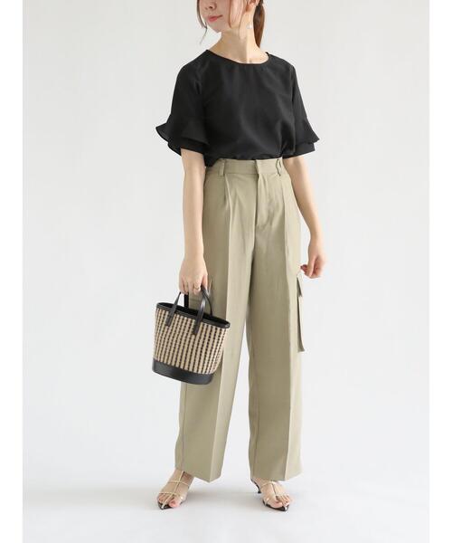 Te chichi（テチチ）の「ポリエステルリネンフリルスリーブ