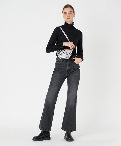 Levi's(リーバイス)の「Levi's/リーバイス LEVI'S(R)ACCESSORY SMALL クロスボディバッグ シルバー(ショルダーバッグ・レディース・シルバー・OS)」の11枚目の写真