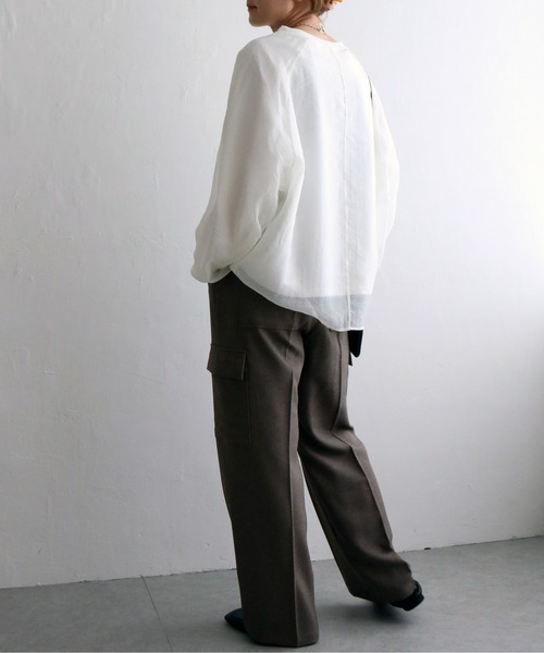 notch.(ノッチ)の「オーガンジー長袖Tブラウス(シャツ/ブラウス・レディース・ブラック/ベージュ/オフホワイト/ブラウン・M)」の18枚目の写真