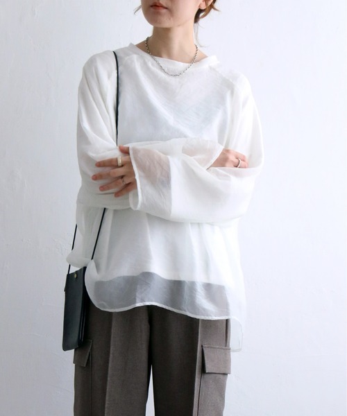 notch.(ノッチ)の「オーガンジー長袖Tブラウス(シャツ/ブラウス・レディース・ブラック/ベージュ/オフホワイト/ブラウン・M)」の13枚目の写真