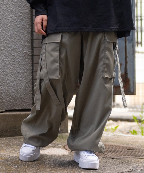 JOHN'S CLOSET(ジョンズクローゼット)の「【13】ナチュラルストレッチ カーゴパンツ(カーゴパンツ・メンズ・ホワイト系その他/ライトカーキ/ブラック・MEDIUM/LARGE)」の22枚目の写真