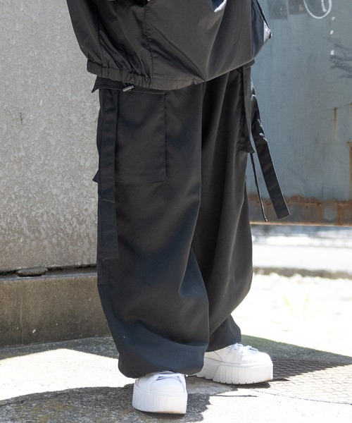 JOHN'S CLOSET(ジョンズクローゼット)の「【13】ナチュラルストレッチ カーゴパンツ(カーゴパンツ・メンズ・ホワイト系その他/ライトカーキ/ブラック・MEDIUM/LARGE)」の7枚目の写真