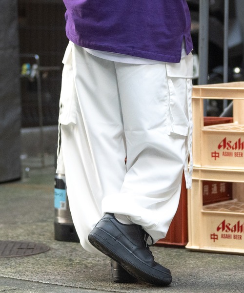 JOHN'S CLOSET(ジョンズクローゼット)の「【13】ナチュラルストレッチ カーゴパンツ(カーゴパンツ・メンズ・ホワイト系その他/ライトカーキ/ブラック・MEDIUM/LARGE)」の11枚目の写真