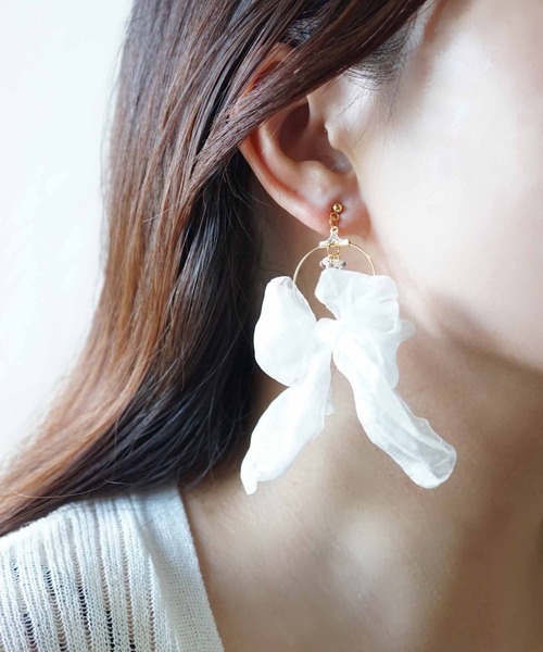 CERCA(チェルカ)の「jolie minette/レース リボン ピアス(ピアス(両耳用)・レディース・ピンク系/ベージュ/ラベンダー/ホワイト/ブルー系・FREE)」の7枚目の写真
