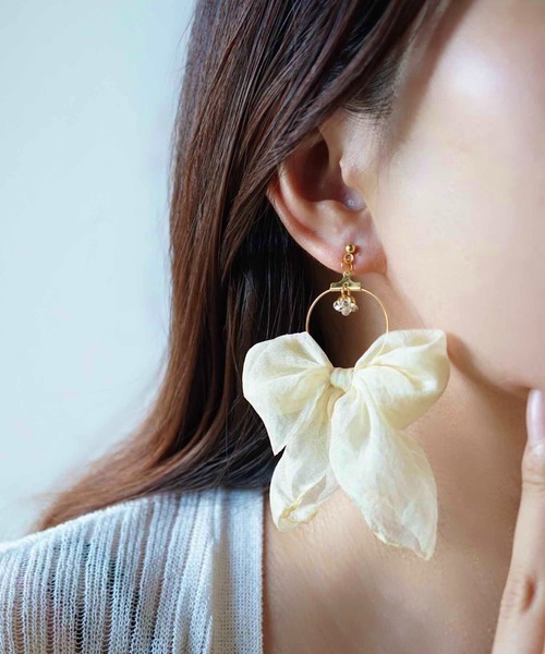 CERCA（チェルカ）の「jolie minette/レース リボン ピアス