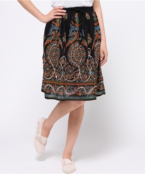 チャイハネ（チャイハネ）の「【チャイハネ】スパンコール刺繍パハージャミニスカート（スカート・レディース・ブルー/イエロー/ピンク/ホワイト/ブラック・FREE）」の19枚目の写真