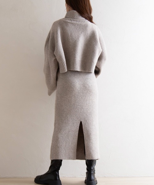 attiree(アティレー)の「【SET ITEM】ショート丈ニット タイトスカート(ワンピース・レディース・ベージュ/グレー/ピンク/アイボリー・SMALL/MEDIUM/LARGE)」の8枚目の写真