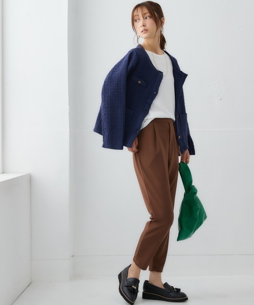 nissen（ニッセン）の「細リブクルーネックカットソートップス（Tシャツ/カットソー・レディース・コーラル/ブラウン系/ネイビー/ブラック/ホワイト×ブラック/サックスブルー/オフホワイト/ライトグレー/レッド/ネイビー×ホワイト・LL/L/S/M/3L）」の16枚目の写真