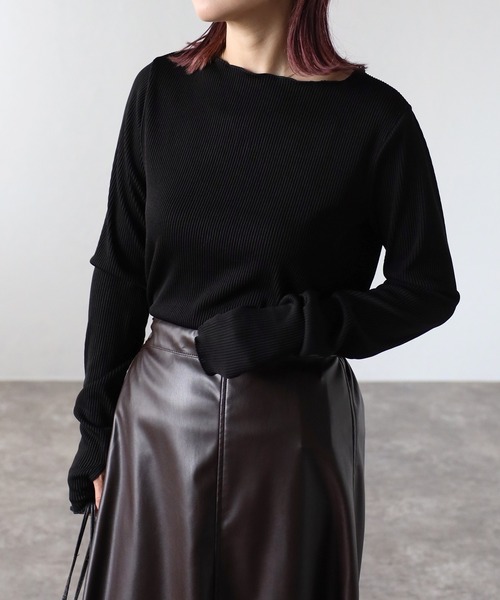 ap retro（アプレトロ）の「プリーツメロウロンTee / サムホールデザイン（Tシャツ/カットソー・レディース・アイボリー/ブラック/ブルー/ベージュ・FREE）」の2枚目の写真