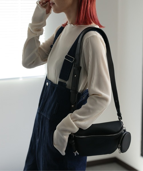 ap retro（アプレトロ）の「プリーツメロウロンTee / サムホールデザイン（Tシャツ/カットソー・レディース・アイボリー/ブラック/ブルー/ベージュ・FREE）」の10枚目の写真