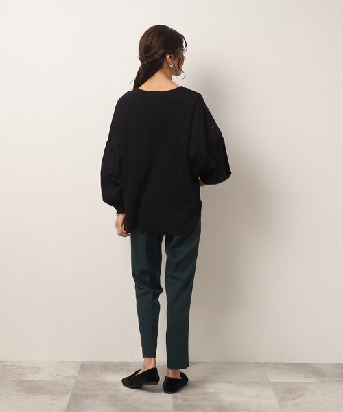 DRESKIP(ドレスキップ)の「◆【ぽわん袖で二の腕カバー】 刺繍デザイン切り替えトップス(Tシャツ/カットソー・レディース・ブラック/グリーン/こしょう色系/ライトベージュ・03/02/04)」の7枚目の写真