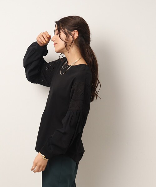 DRESKIP(ドレスキップ)の「◆【ぽわん袖で二の腕カバー】 刺繍デザイン切り替えトップス(Tシャツ/カットソー・レディース・ブラック/グリーン/こしょう色系/ライトベージュ・03/02/04)」の9枚目の写真