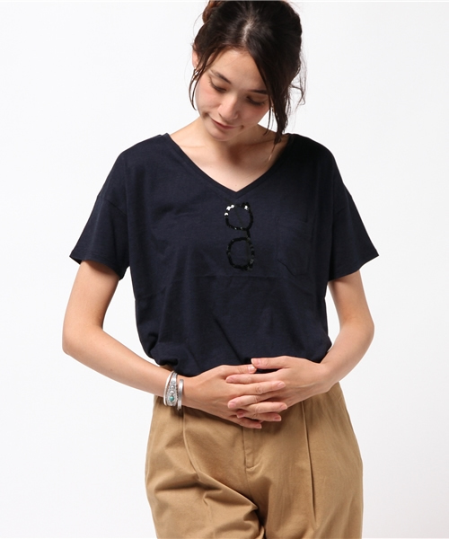 DISCOAT（ディスコート）の「【Discoat】スパンコールメガネT（Tシャツ/カットソー・レディース・オフホワイト/グレー/ネイビー/キャメル/カーキ・MEDIUM/LARGE）」の4枚目の写真