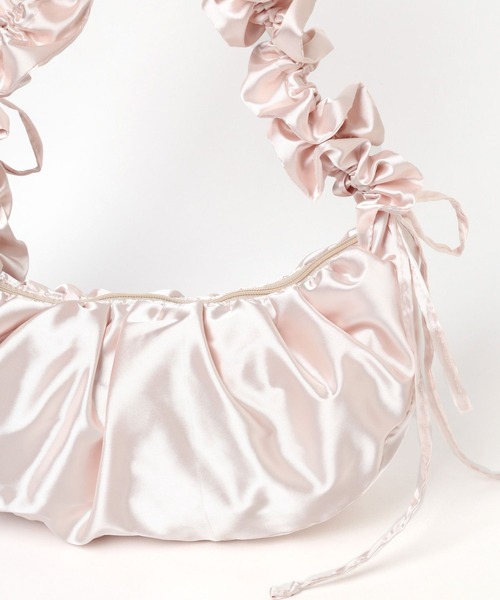 Heather（ヘザー）の「シャーリングサテンショルダー　102458（ショルダーバッグ・レディース・ブラック/ピンク/アイボリー/ピンク系その他・ONE SIZE）」の11枚目の写真