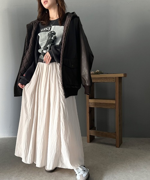 セール】愛され、胸キュン。超軽量シルキータッチナイロンフレア