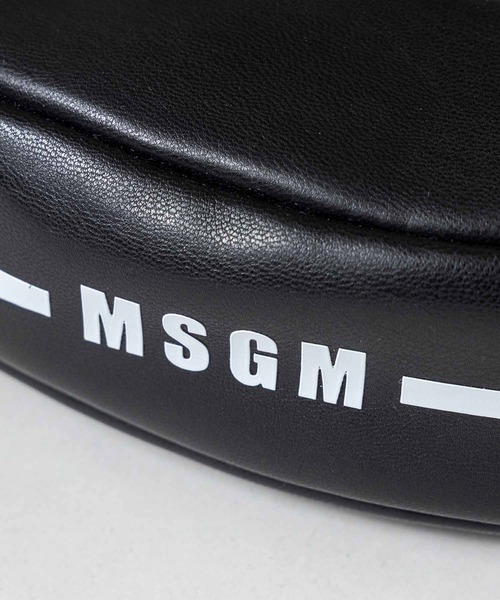 MSGM（エムエスジーエム）の「MSGM(エムエスジーエム)Kids & Junior エンボスブランドロゴショルダーバッグ（ショルダーバッグ・キッズ・オフホワイト/ブラック・ONE SIZE）」の8枚目の写真