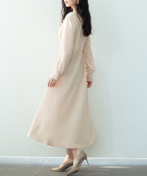 SAISON DE PAPILLON（セゾンドパピヨン）の「タックデザインミモレ丈カットソーワンピース（ワンピース・レディース・グレー/ベージュ/ネイビー/ブラック・S/M/L）」の12枚目の写真