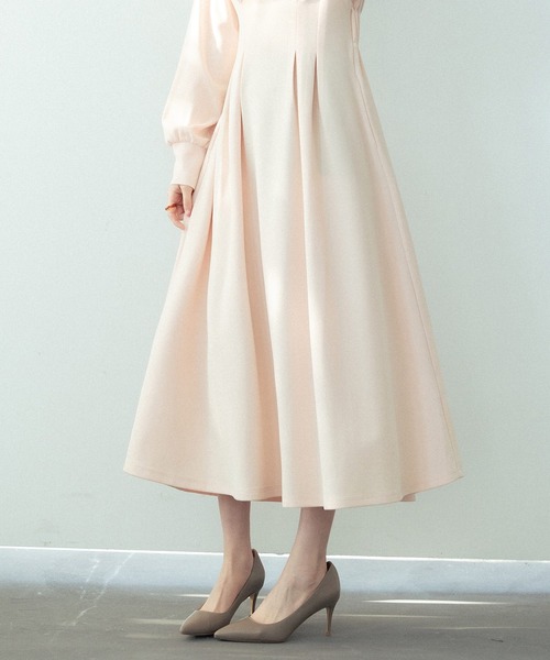 SAISON DE PAPILLON（セゾンドパピヨン）の「タックデザインミモレ丈カットソーワンピース（ワンピース・レディース・グレー/ベージュ/ネイビー/ブラック・S/M/L）」の20枚目の写真