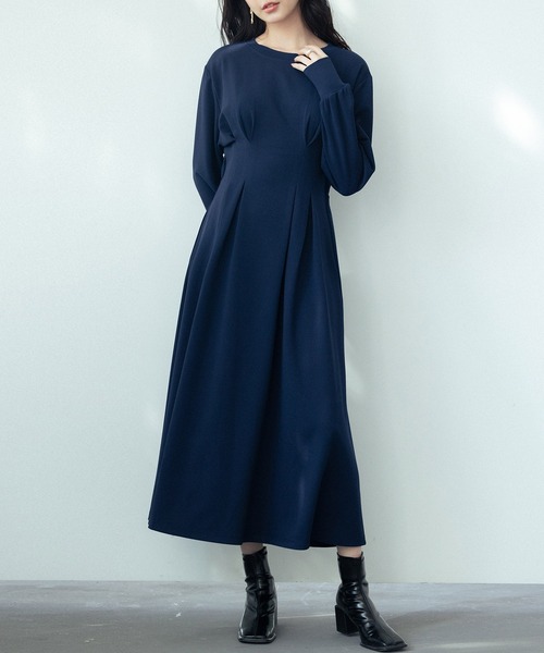 SAISON DE PAPILLON（セゾンドパピヨン）の「タックデザインミモレ丈カットソーワンピース（ワンピース・レディース・グレー/ベージュ/ネイビー/ブラック・S/M/L）」の21枚目の写真