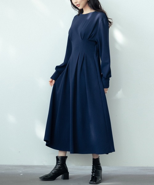 SAISON DE PAPILLON（セゾンドパピヨン）の「タックデザインミモレ丈カットソーワンピース（ワンピース・レディース・グレー/ベージュ/ネイビー/ブラック・S/M/L）」の22枚目の写真