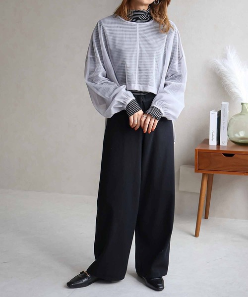 Social GIRL(ソーシャルガール)の「ショート丈チュールトップス(Tシャツ/カットソー・レディース・ブラック/アイボリー/パープル/ネイビー/グレー・M)」の6枚目の写真