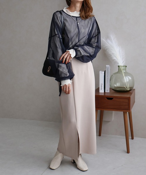 Social GIRL(ソーシャルガール)の「ショート丈チュールトップス(Tシャツ/カットソー・レディース・ブラック/アイボリー/パープル/ネイビー/グレー・M)」の10枚目の写真