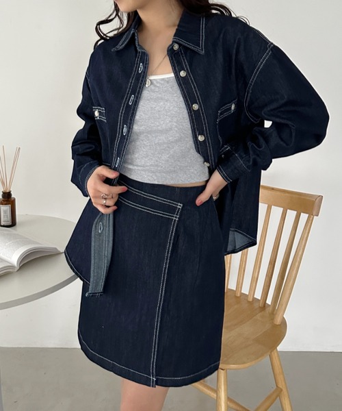 CLEA(クレア)の「デニムシャツ+スカートセットアップ(セットアップ・レディース・ブルー・M)」の3枚目の写真