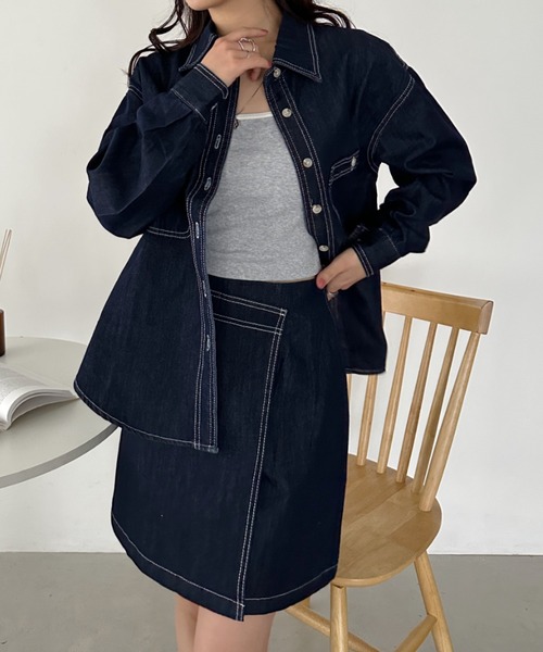 CLEA(クレア)の「デニムシャツ+スカートセットアップ(セットアップ・レディース・ブルー・M)」の4枚目の写真