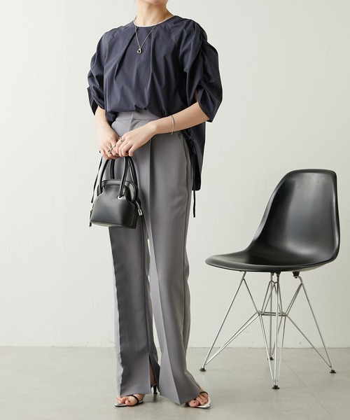 COLLAGE GALLARDAGALANTE（コラージュガリャルダガランテ）の「【OT】セミフレアスリットパンツ（スラックス・レディース・グレー/ダークブラウン・0/1）」の18枚目の写真