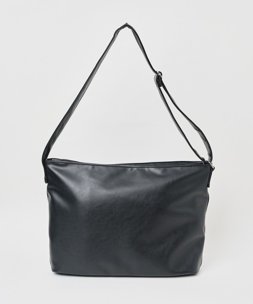 WEGO（ウィゴー）の「WEGO/レザータッチBIGショルダー（ショルダーバッグ・レディース・ブラック/ダークブラウン/グレー・FREE）」の7枚目の写真