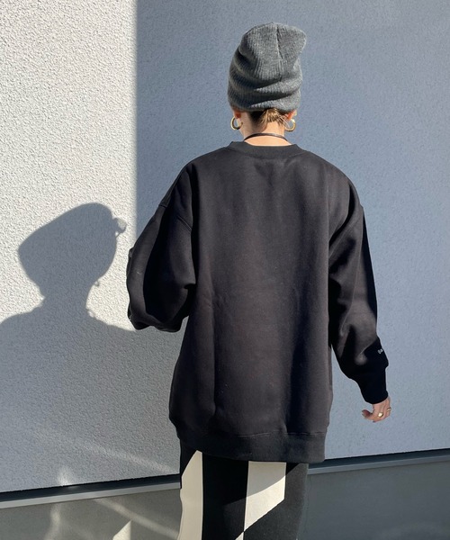 y/m by misato（イムバイミサト）の「スリーブロゴミドル丈スウェットトップス（スウェット・レディース・ライトグレー/ブラック・FREE）」の3枚目の写真