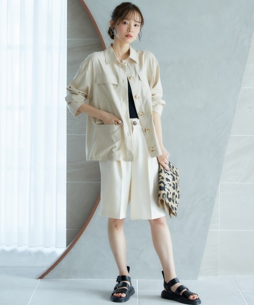 miclat（ミクラ）の「大きいサイズ　ＢＩＧシルエットシャツ　miclat（シャツ/ブラウス・レディース・ネイビー/ベージュ・LL/L/5L/4L/3L）」の10枚目の写真