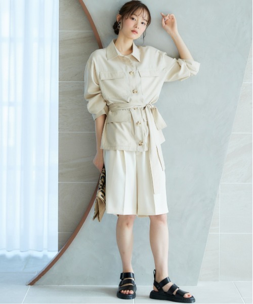 miclat（ミクラ）の「大きいサイズ　ＢＩＧシルエットシャツ　miclat（シャツ/ブラウス・レディース・ネイビー/ベージュ・LL/L/5L/4L/3L）」の17枚目の写真