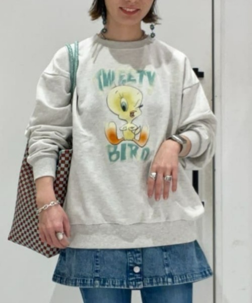 Right-on(ライトオン)の「トゥイーティーフロッキースウェット(スウェット・レディース・ブラック/グレー・M/L)」の1枚目の写真