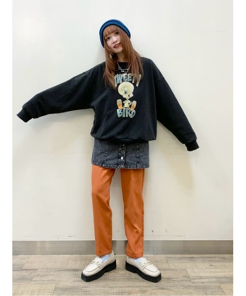 Right-on(ライトオン)の「トゥイーティーフロッキースウェット(スウェット・レディース・ブラック/グレー・M/L)」の12枚目の写真