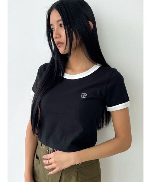 EMODA(エモダ)の「フィットショートTシャツ(Tシャツ/カットソー・レディース・ピンク/ブラウン/ホワイト/ブラック・FREE)」の5枚目の写真