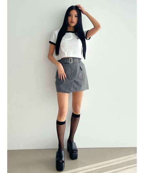 EMODA(エモダ)の「フィットショートTシャツ(Tシャツ/カットソー・レディース・ピンク/ブラウン/ホワイト/ブラック・FREE)」の12枚目の写真