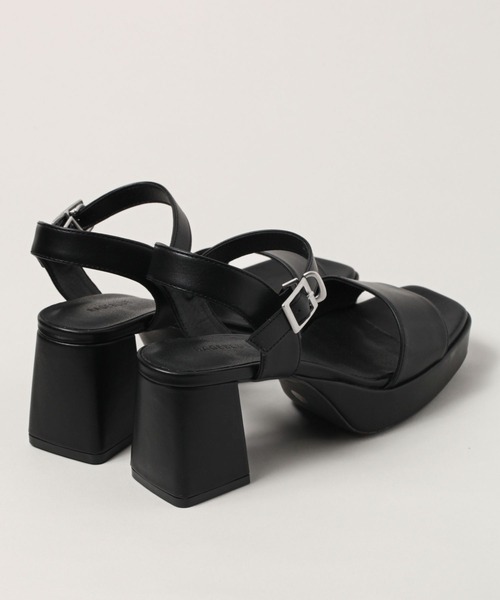 RAGEBLUE（レイジブルー）の「スクエアトゥー/ストラップ厚底チャンキーヒールサンダル（サンダル・レディース・ブラック・MEDIUM/LARGE）」の15枚目の写真