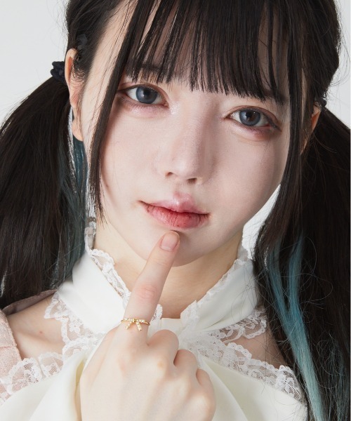 Ank Rouge(アンクルージュ)の「プチリボンリング(リング・レディース・ゴールド・FREE)」の2枚目の写真