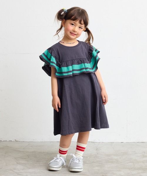 BIG FIELD（ビッグフィールド）の「スクエアフリルワンピース（90～150cm）（ワンピース・キッズ・杢グレー/サーモンピンク/チャコール・120/110/100/90/150/140/130）」の11枚目の写真