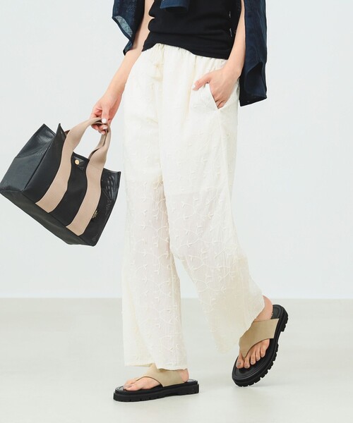 B:MING by BEAMS（ビーミングバイビームス）の「B:MING by BEAMS / 3D 刺繍 パンツ（その他パンツ・レディース・ネイビー/オフホワイト/サックスブルー・MEDIUM/SMALL）」の16枚目の写真