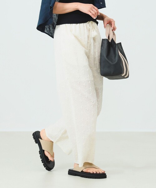 B:MING by BEAMS（ビーミングバイビームス）の「B:MING by BEAMS / 3D 刺繍 パンツ（その他パンツ・レディース・ネイビー/オフホワイト/サックスブルー・MEDIUM/SMALL）」の17枚目の写真