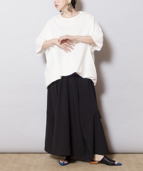 OSMOSIS（オズモーシス）の「ドレープヘムプルオーバー（Tシャツ/カットソー・レディース・サックスブルー/ブラック/ホワイト・ONE SIZE）」の19枚目の写真